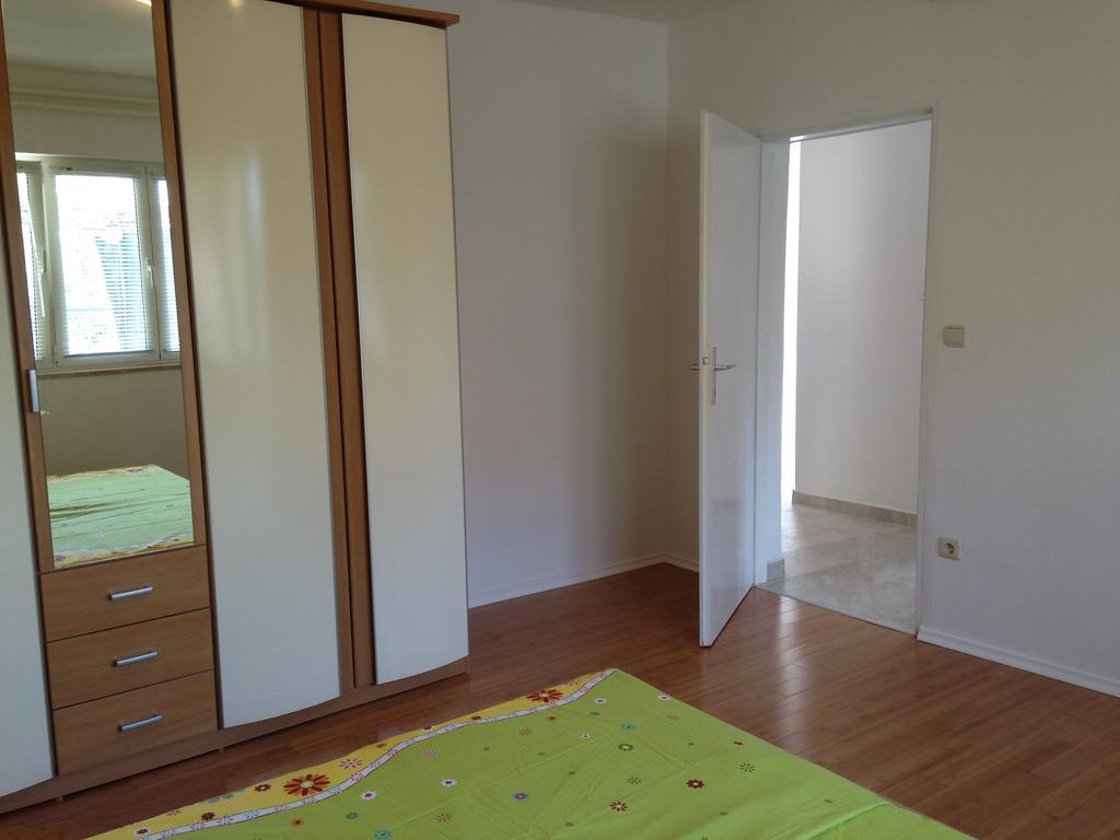 פורץ Apartment Laura חדר תמונה